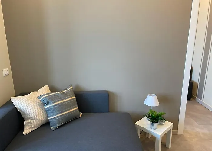 Au Ma